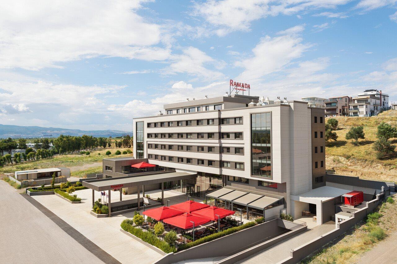 Ramada By Wyndham Izmir Aliaga Hotel Buitenkant foto